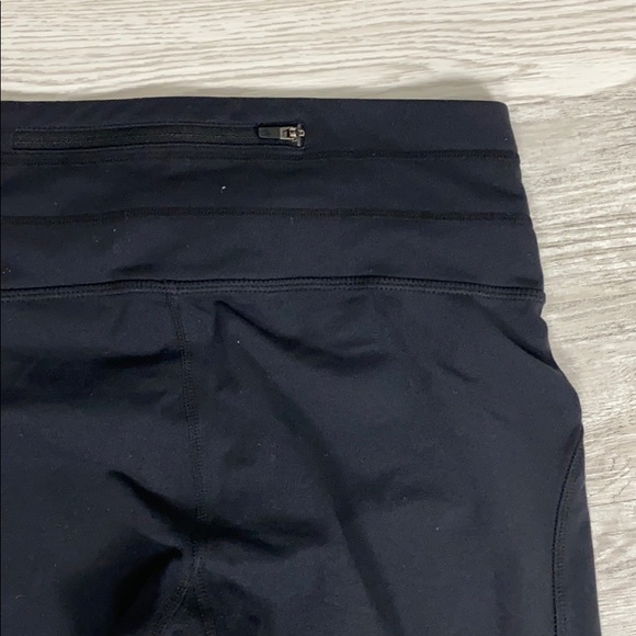 Athleta Black Capri Legging - Picture 8 of 8